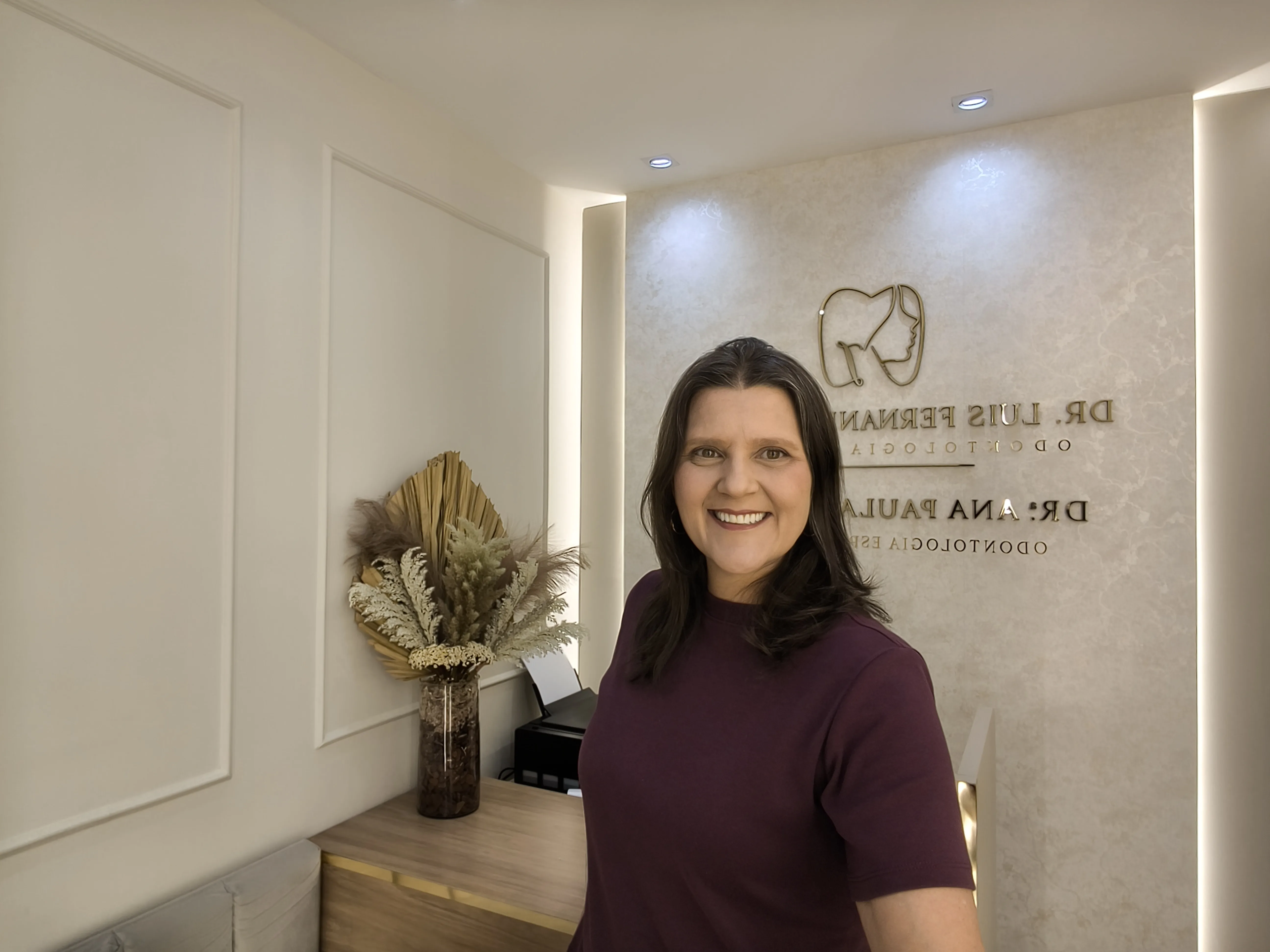 Dra. Ana Paula Basile — Especialista em Implantes e Reabilitação Oral no Jardim Paulista, São Paulo